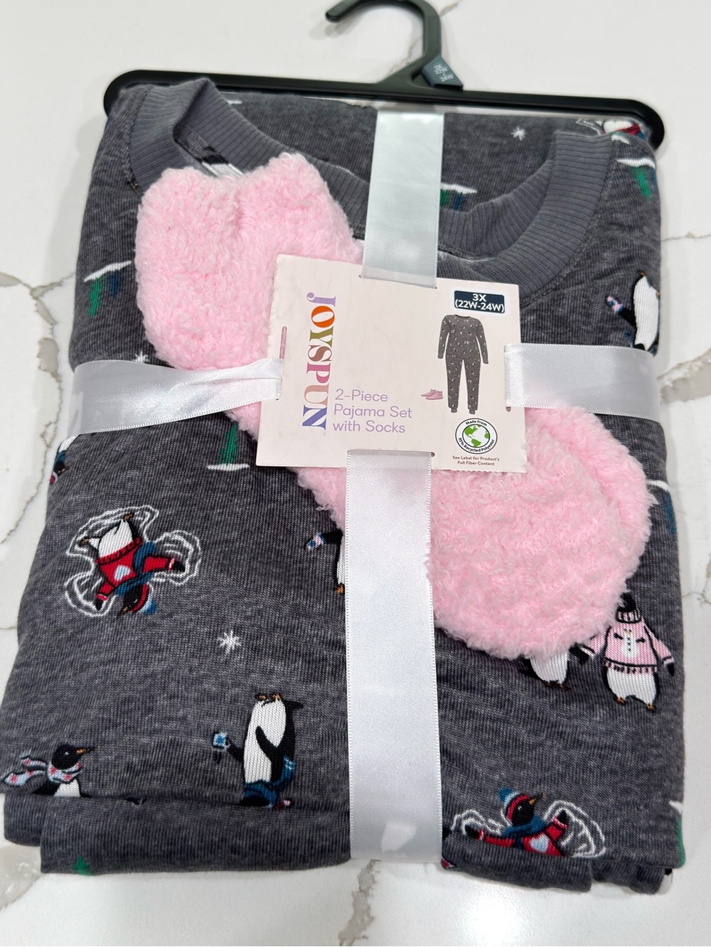 Joyspun Women's Plus Size 2-Piece Fleece Pajama Set with Socks